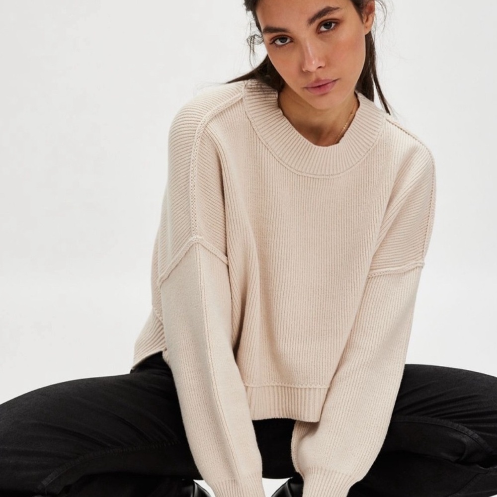 Free People Easy Street Cropped Pullover in Pearl